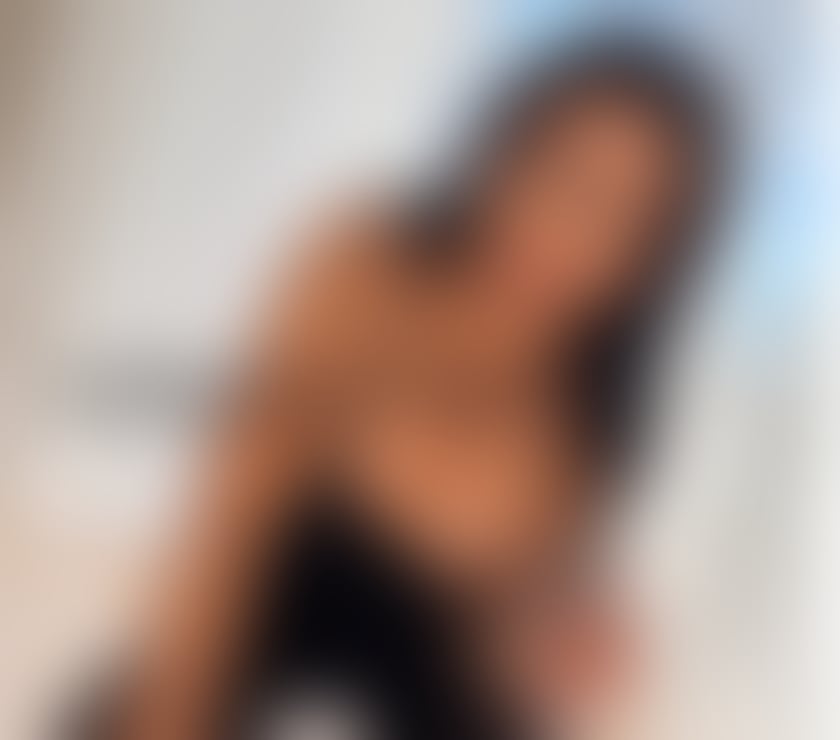Escorts Lancashire Preston - Photos for Amira is back !🩵 Just for you🎉 Party Girl