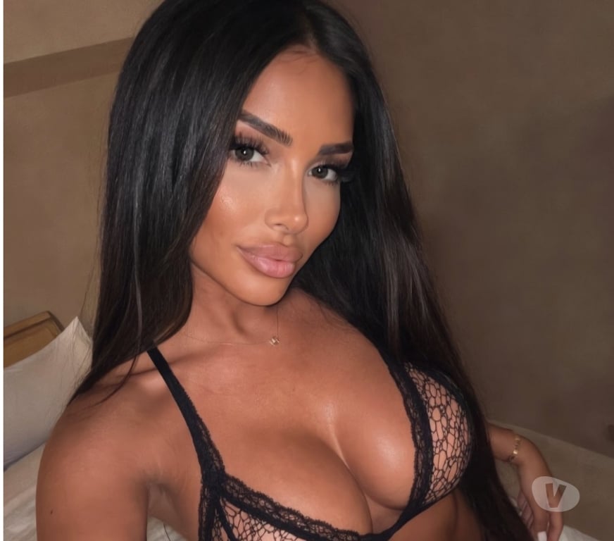 Escorts Lancashire Preston - Photos for Amira is back !🩵 Just for you🎉 Party Girl