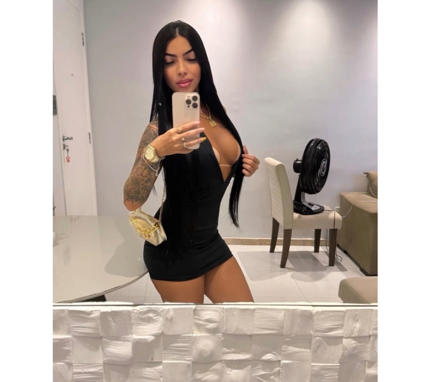 Escorts South West London Earlsfield - South West London - Photos for SENSUAL, CHARMING AND JUST RIGHT FOR YOU 💋🔥