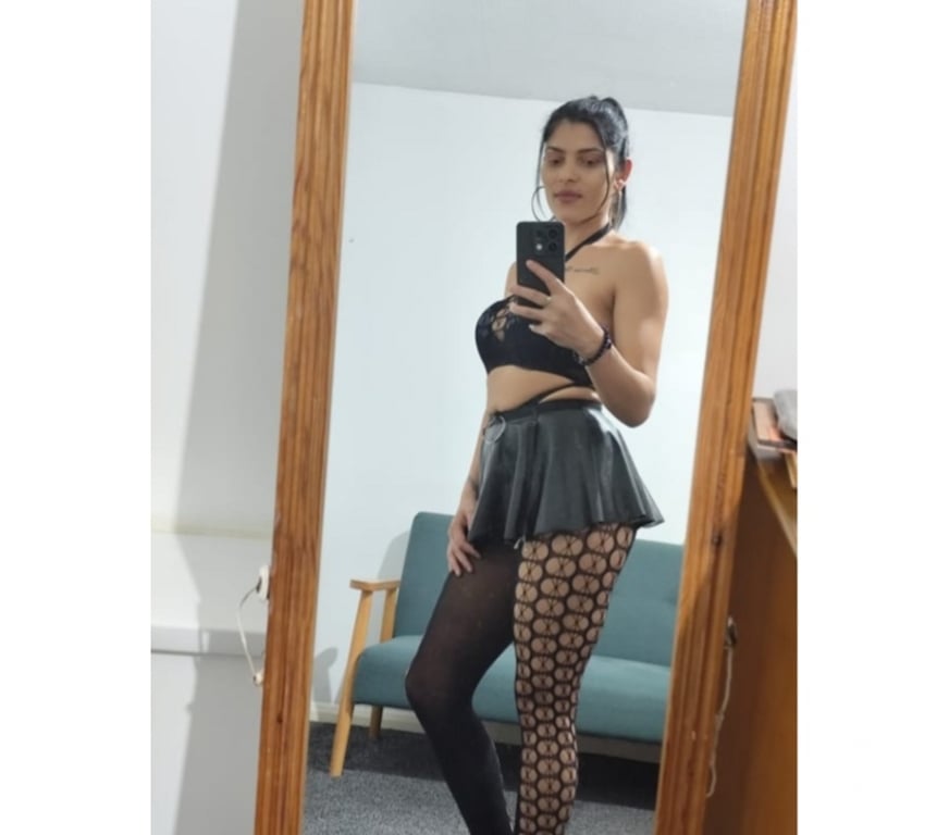 Escorts Glasgow Crosshill - Glasgow - Photos for Lory best bj in town party girl gfe available