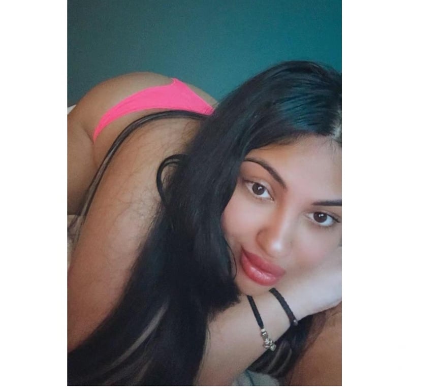 Escorts Wiltshire Devizes - Wiltshire - Photos for Hi guys I’m new in your town OUTCALL ONLY
