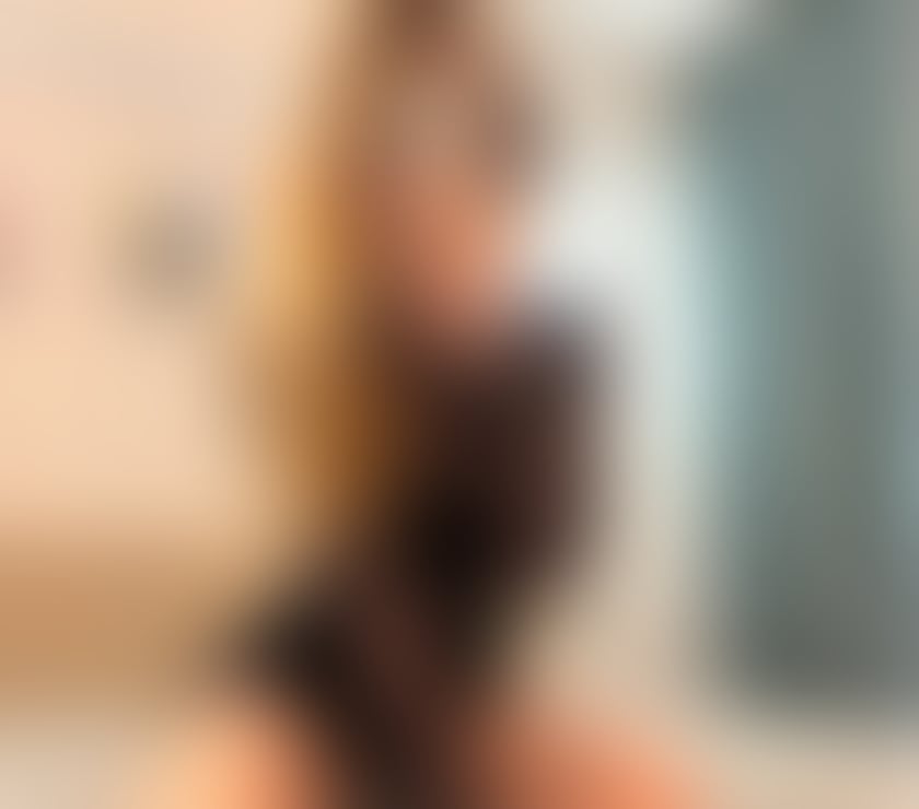 Escorts and Massages Stockport Town Centre Stockport - Photos for PARTY GIRL ❤️ REAL PICS 💋 OUTCALL