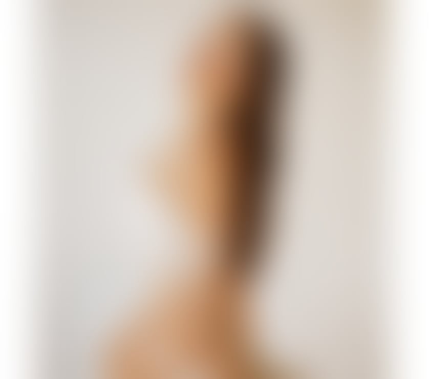 Escort Leeds City Centre Leeds - Photos for Luiza - First time in Leeds