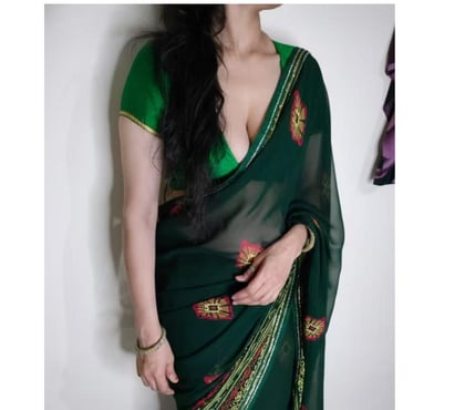 Adult Entertainment Hounslow Heath Hounslow - Photos for ❤️Indian girl kajal❤️