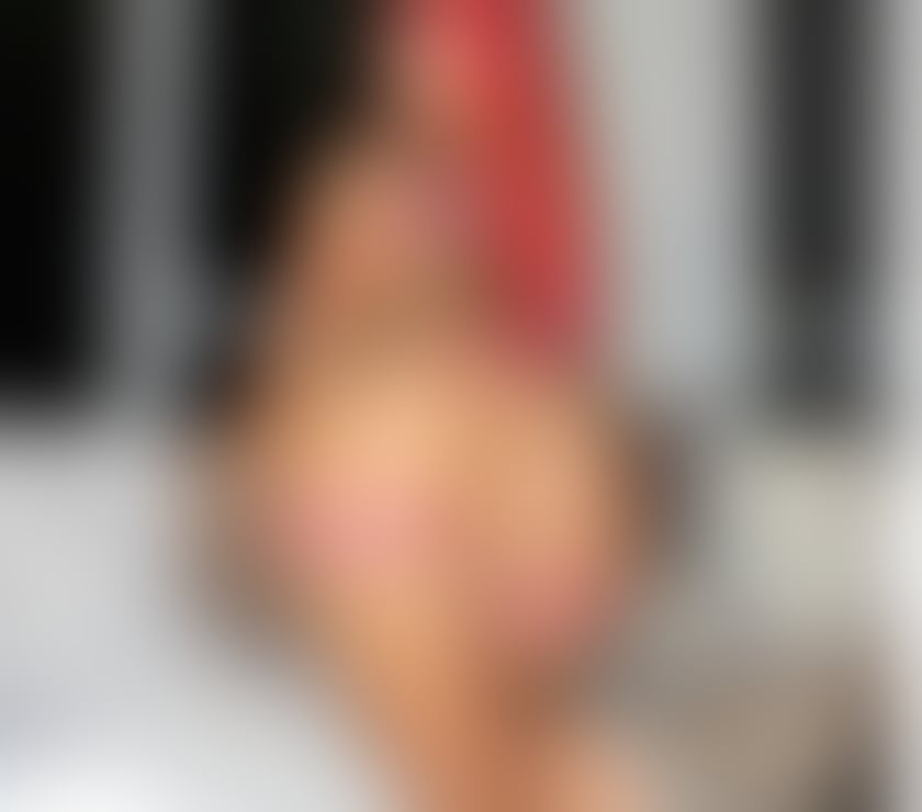 Escorts East London Redbridge - Photos for PARTY PINKY IN BARKING STATION