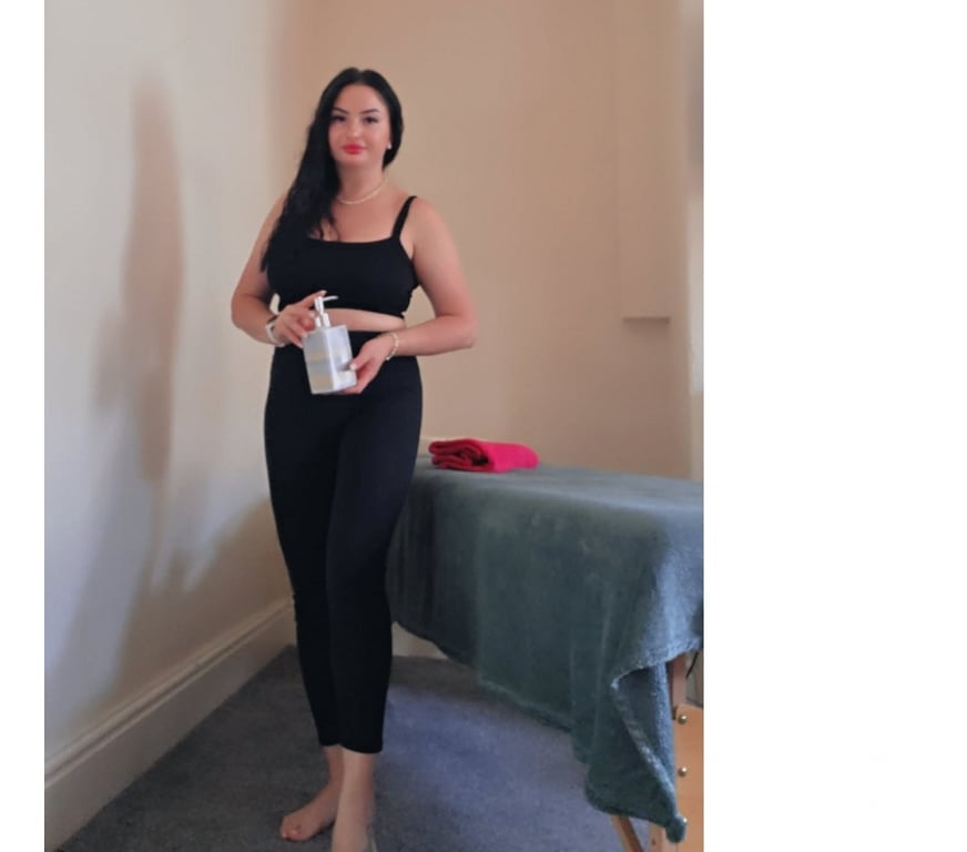 Escorts West Yorkshire Leeds - Photos for Deep tissue massage by Jennifer