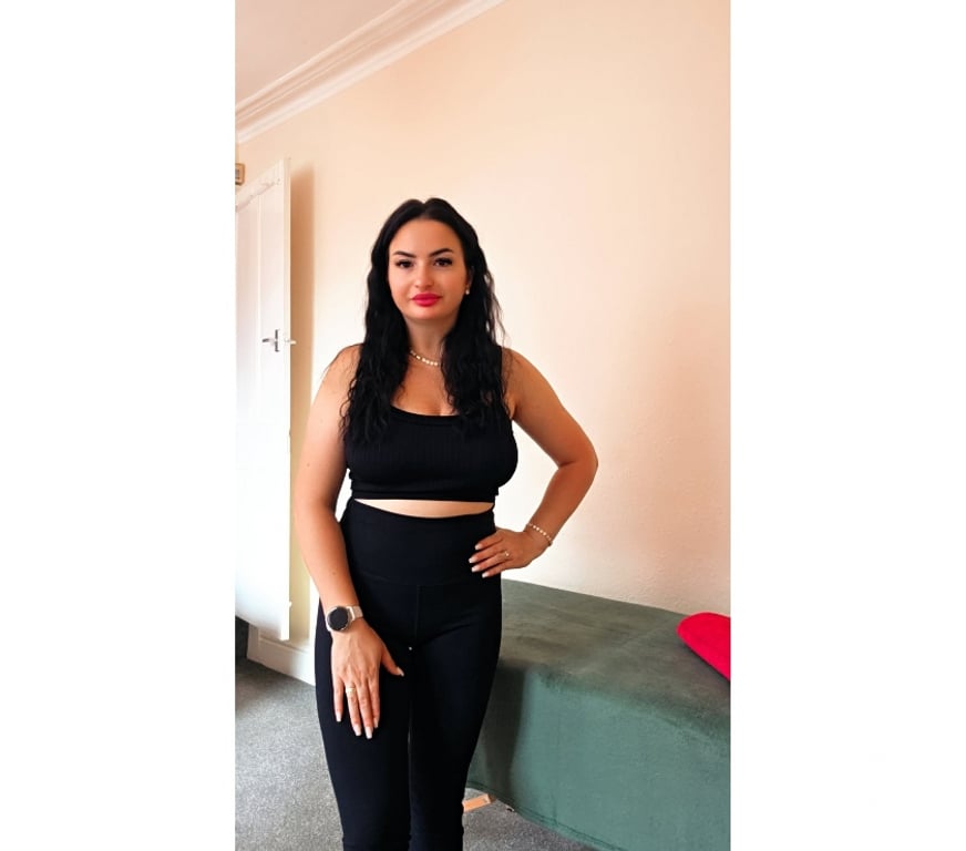 Escorts West Yorkshire Leeds - Photos for Deep tissue massage by Jennifer