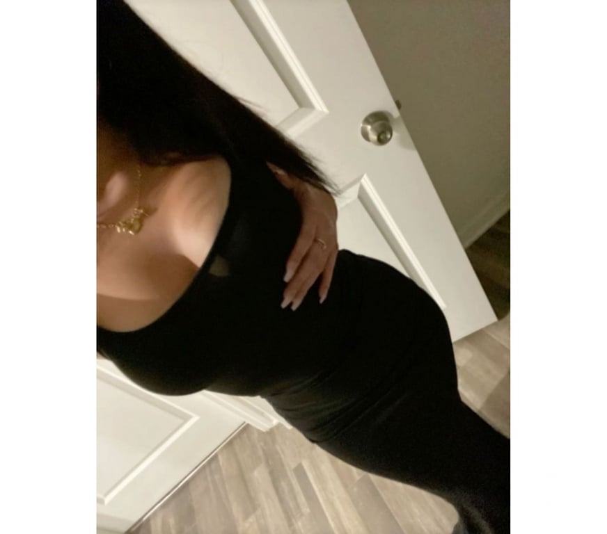 Escorts East London Canary Wharf - East London - Photos for Hot girl PARTY xx call me x x x xxxxx