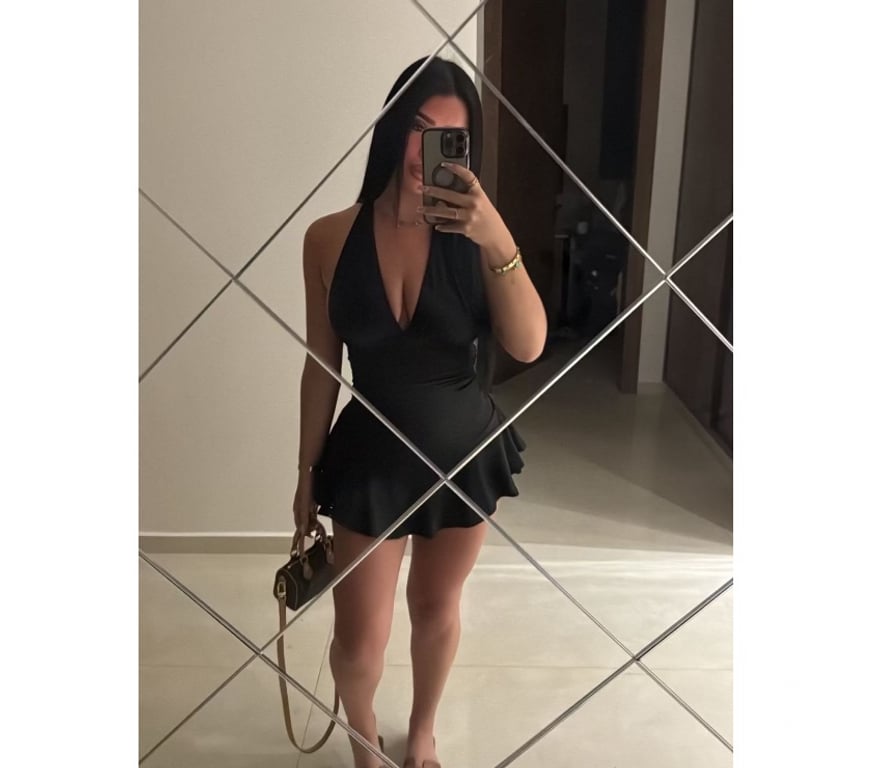Escorts East London Canary Wharf - East London - Photos for Hot girl PARTY xx call me x x x xxxxx