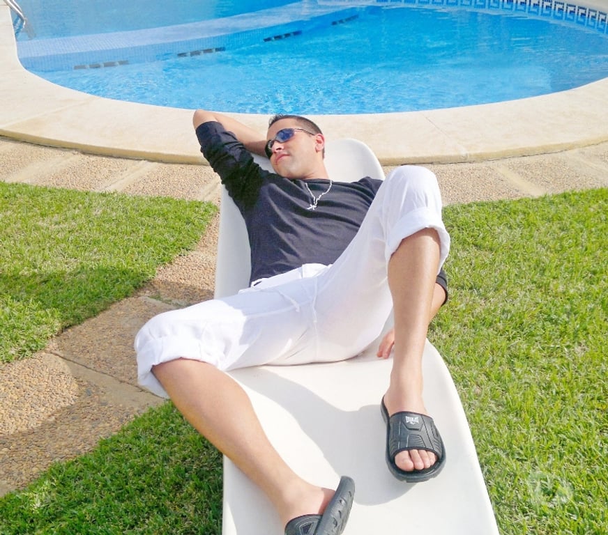  Gay massage West Yorkshire Leeds - Photos for ⭐ Try Me For A Good Time ⭐