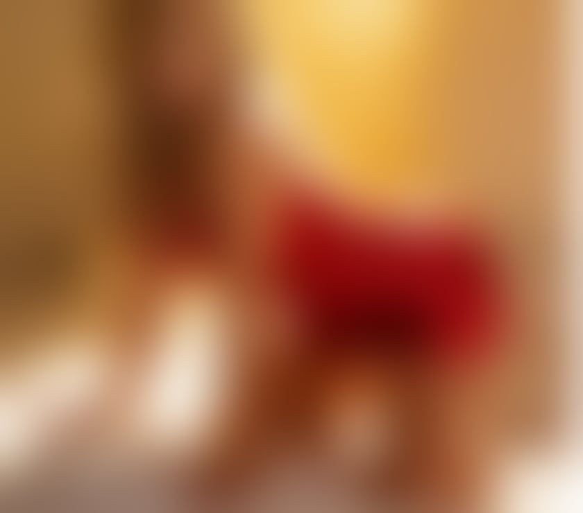 Escorts Essex Brentwood - Photos for Mell – BLONDE BRAZILIAN OUTCALL