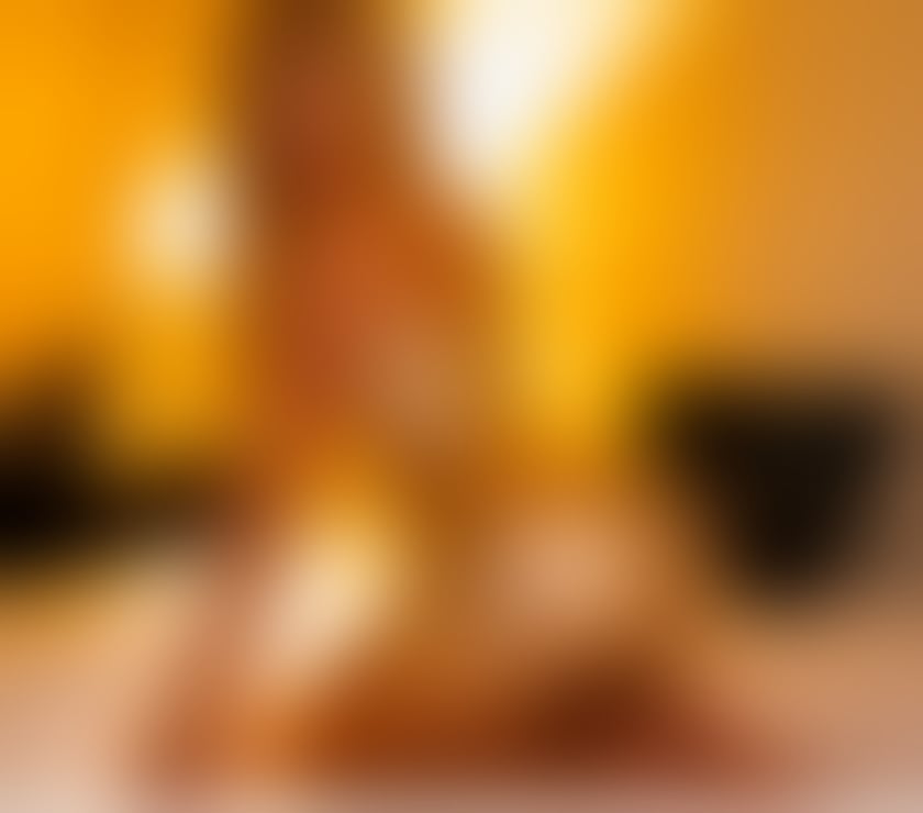 Escorts Essex Brentwood - Photos for Mell – BLONDE BRAZILIAN OUTCALL