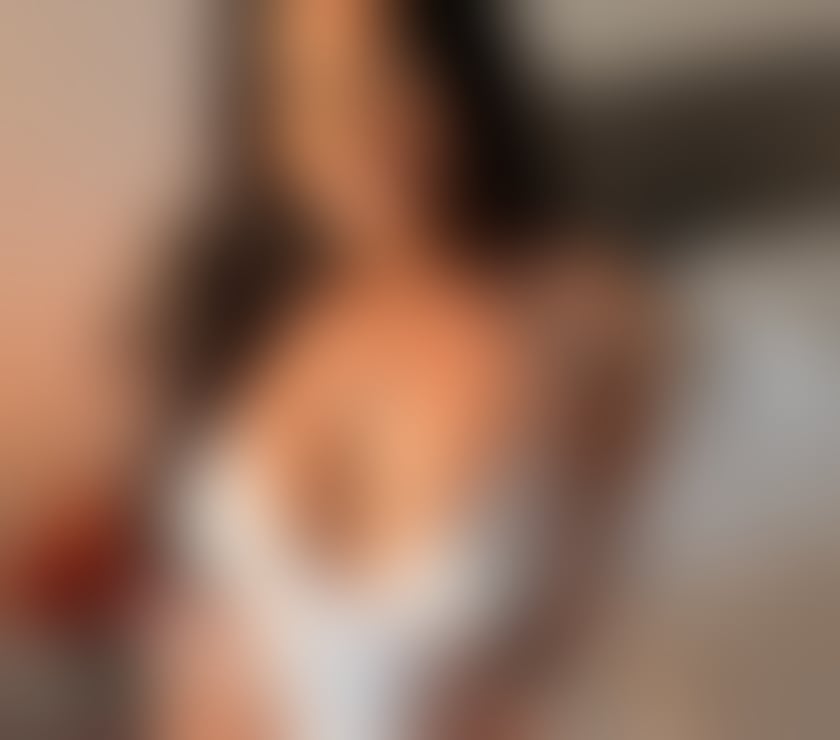 Escorts Bristol Bishopston - Bristol - Photos for Hi new in town Brunette sexy party incoll and outcoll