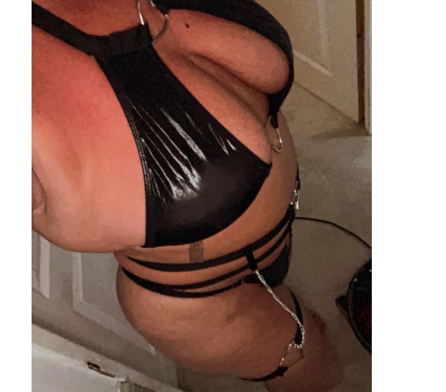 Escorts Staffordshire Stoke-on-Trent - Photos for Miss naughty 1123