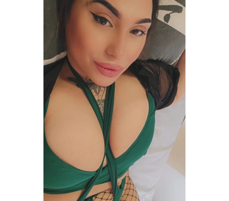 Escorts North Yorkshire Middlesbrough - Photos for CURVY GIRL 🇧🇪PARTY IN THE TOWN 🥵🥳
