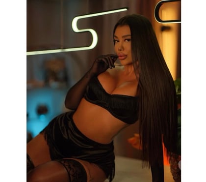 Escorts East Ham East London - Photos for CHARMING, SENSUAL AND FULL OF DESIRE 💋
