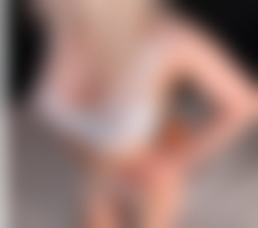  Escorts Newquay Cornwall - Photos for Outcall only cash on arrival best service party xxx
