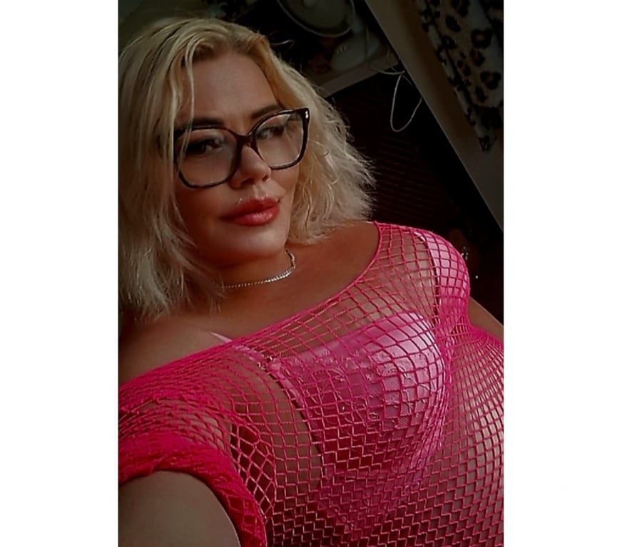 Escorts North London Edmondton Green Station - North London - Photos for Sexy Alexa party grils 💯 best bj 1💋💋💋