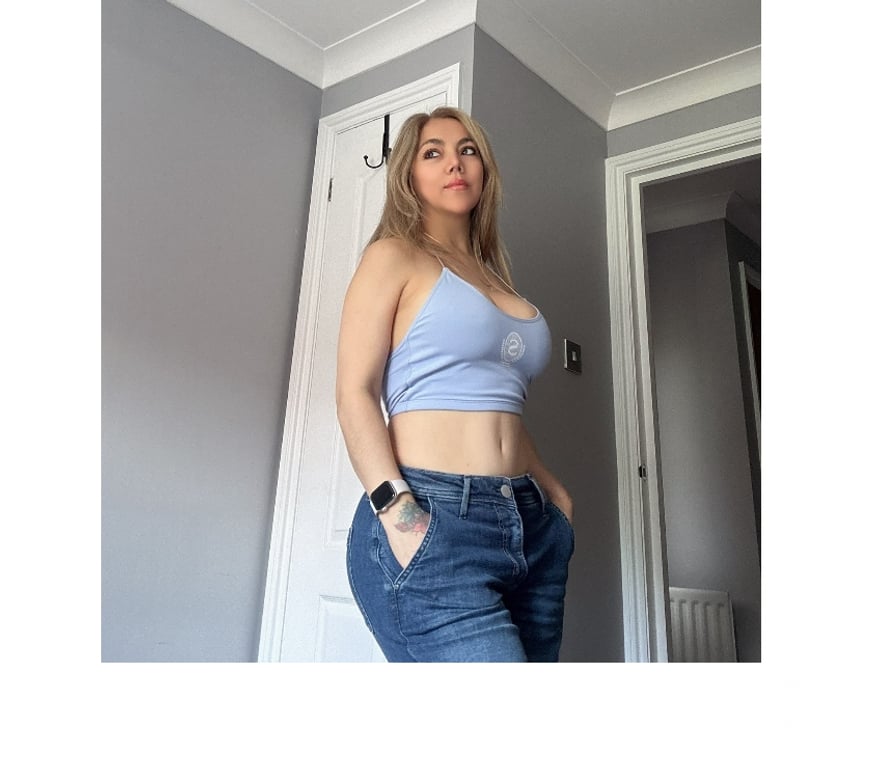 Escorts Hertfordshire Watford - Photos for PAULA PARTY 🥳 MILF COLOMBIAN
