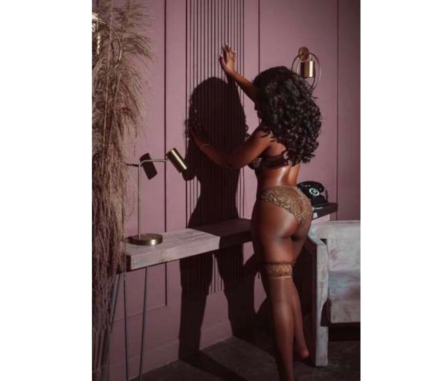 Escorts Falkirk Falkirk Town Centre - Falkirk - Photos for Hot 🥵 body no rush more care 💦