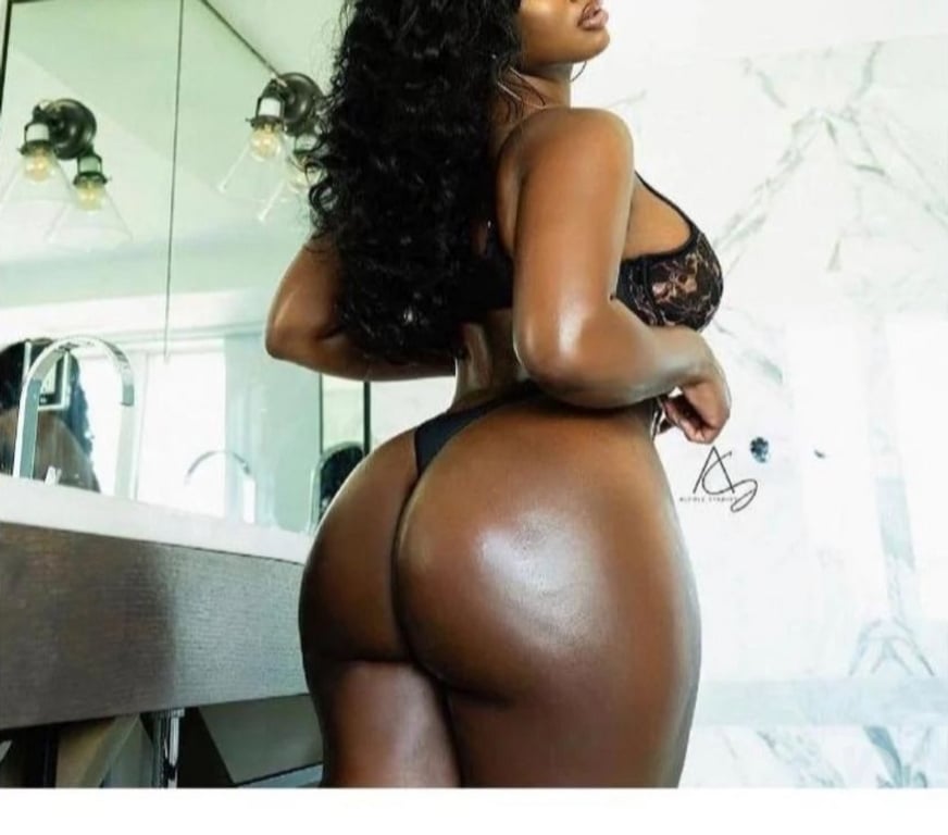 Escorts Greater Manchester Oldham - Photos for Dynamite 🧨 🔥😈 Party Girl🍾🎊
