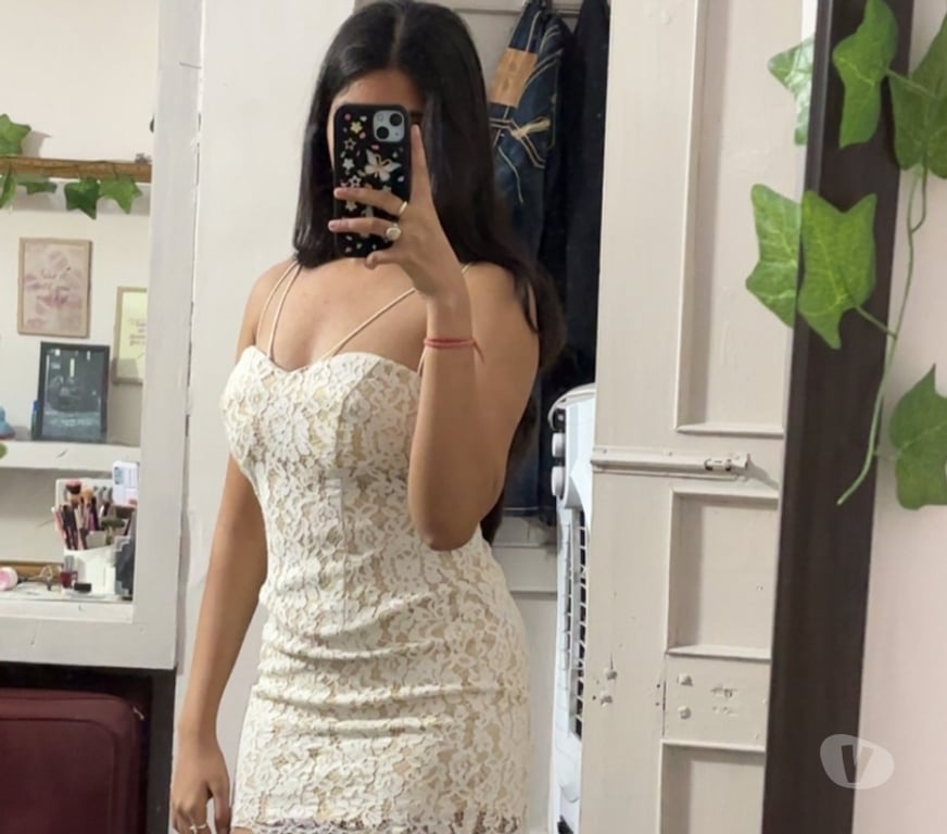 Escorts South East London Greenwich - DLR Station - South East London - Photos for Discreet ; Elegant - Genuine indian lady very funny