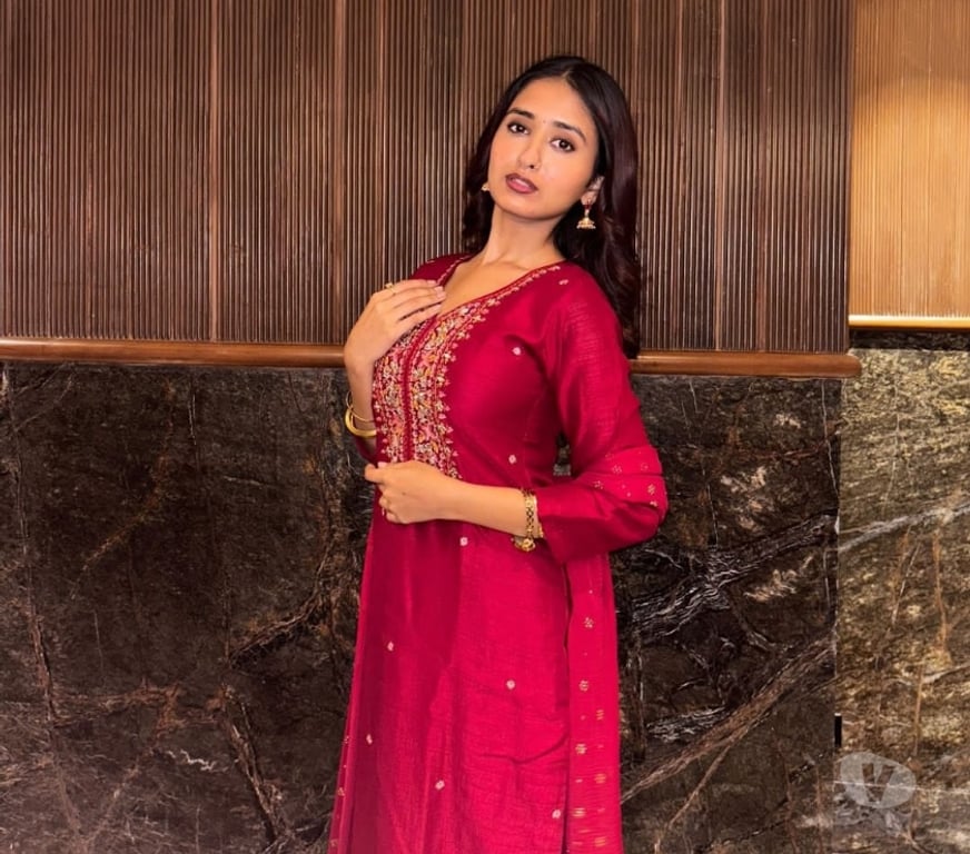Escorts Cardiff Cardiff City Centre - Cardiff - Photos for I Am Jaanvi Brar Available in Your City