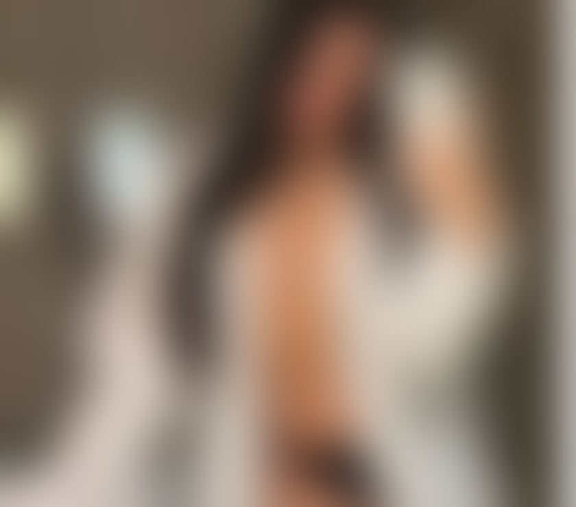 Escorts Bradford City Centre Bradford - Photos for LOVELY BRUNETTE JUST ARRIVED
