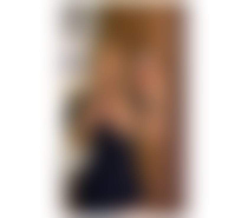 Escorts South West London Tooting Bec - South West London - Photos for Laura - Brazilian Partyy girl (extras)