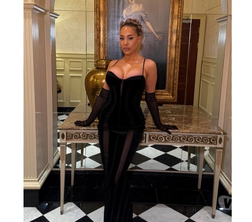 Adult Entertainment Lancashire West Lancashire - Photos for Blonde, Classy, Naughty calls