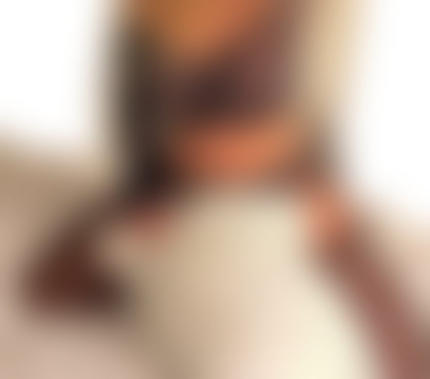 Escorts Crewe Cheshire East - Photos for Hey Here honey Mimi sexy big boobs big ass Outcall