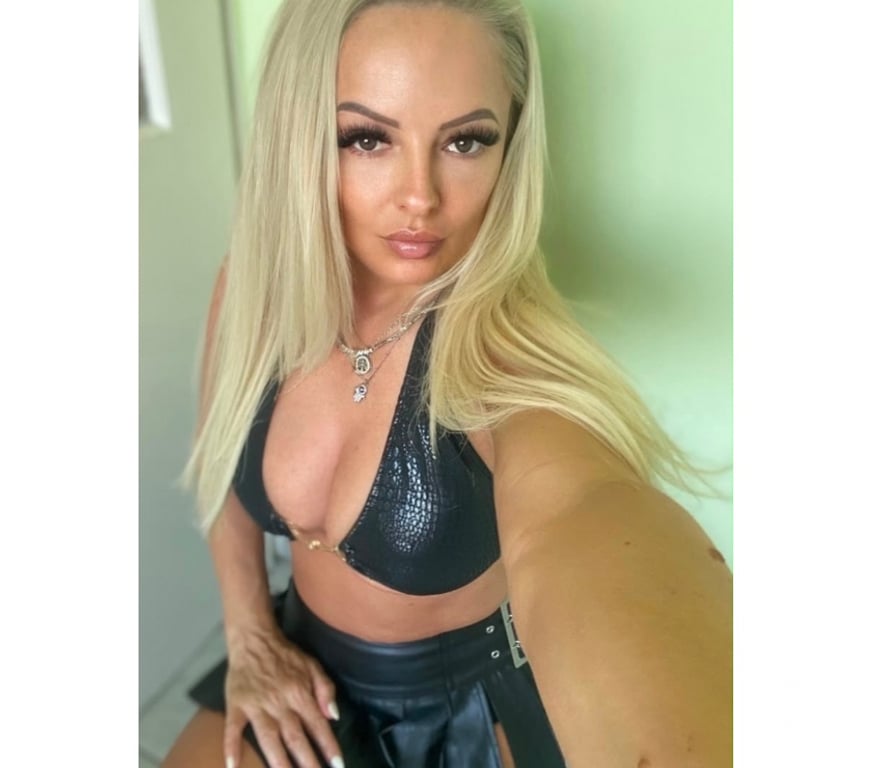 Escorts West Midlands Birmingham - Photos for Naomi • Mature experienced woman •Best service & no rush
