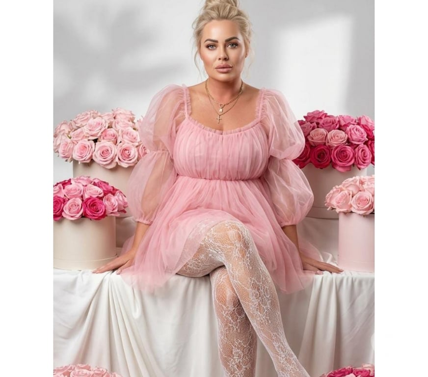 Escorts Fife Dunfermline - Fife - Photos for SEXY BUSTY VICKY IN DUNFERMLINE XXX