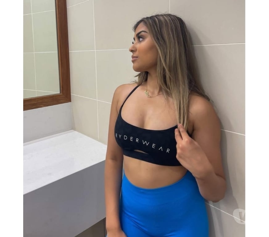 Escorts Glasgow Pollokshields - Glasgow - Photos for ANYSHA❣️Curvy Indian lady ⭐ with classy looks 😍