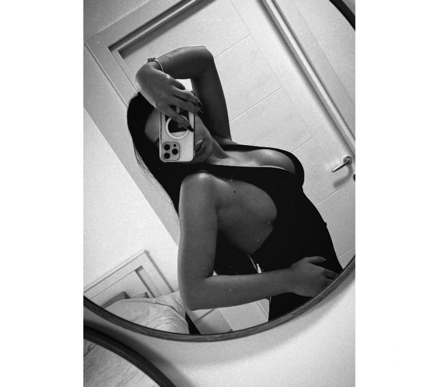 Escorts Glasgow Glasgow City Centre - Glasgow - Photos for DUO-OUT-IN-NEW-GENUINE-JUST ARRIVED
