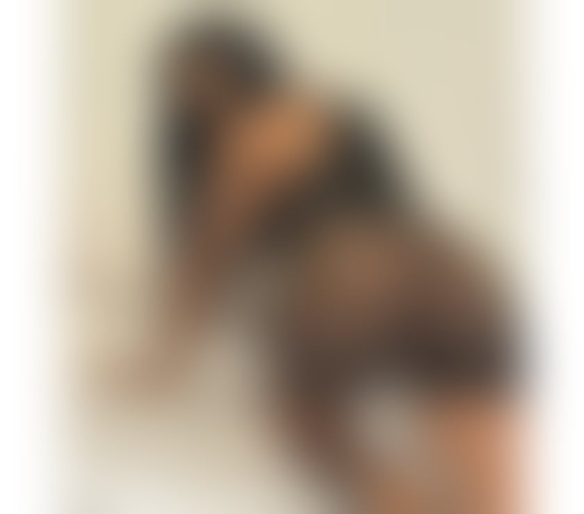 Escorts West London Hammersmith (H&C Line) Station - West London - Photos for New - London, Chelsea, Hammersmith, Kensington🙊❣️