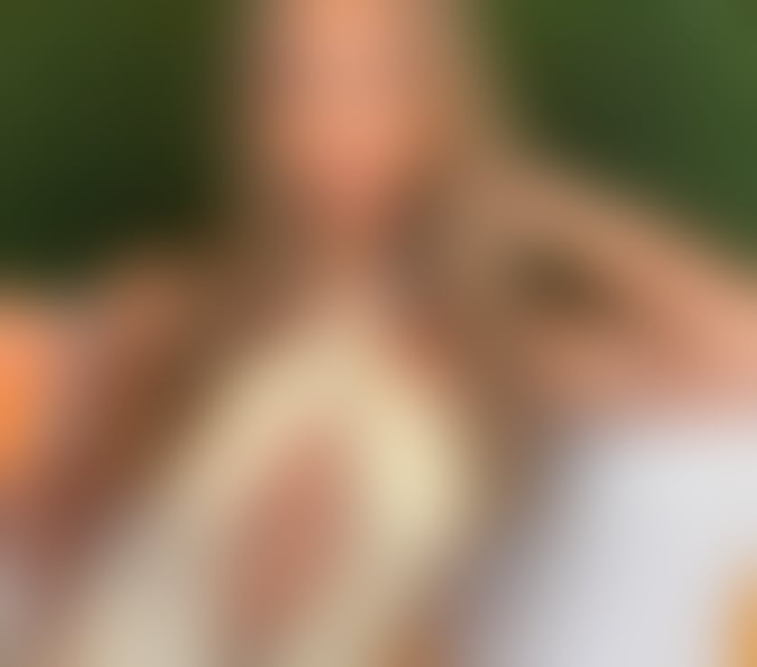 Photos for English Lass stunning brunette