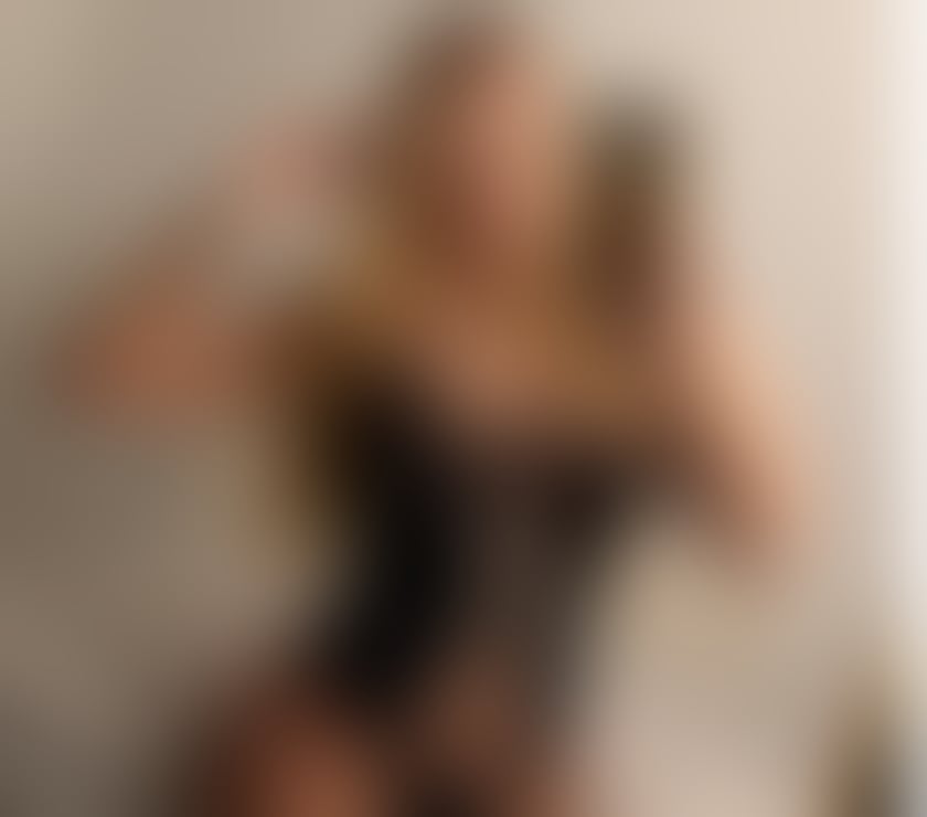 Trans Escorts Manchester Airport Manchester - Photos for FLORY 🔥 BLOND NEW IN CITY ✨ PARTY 🥳
