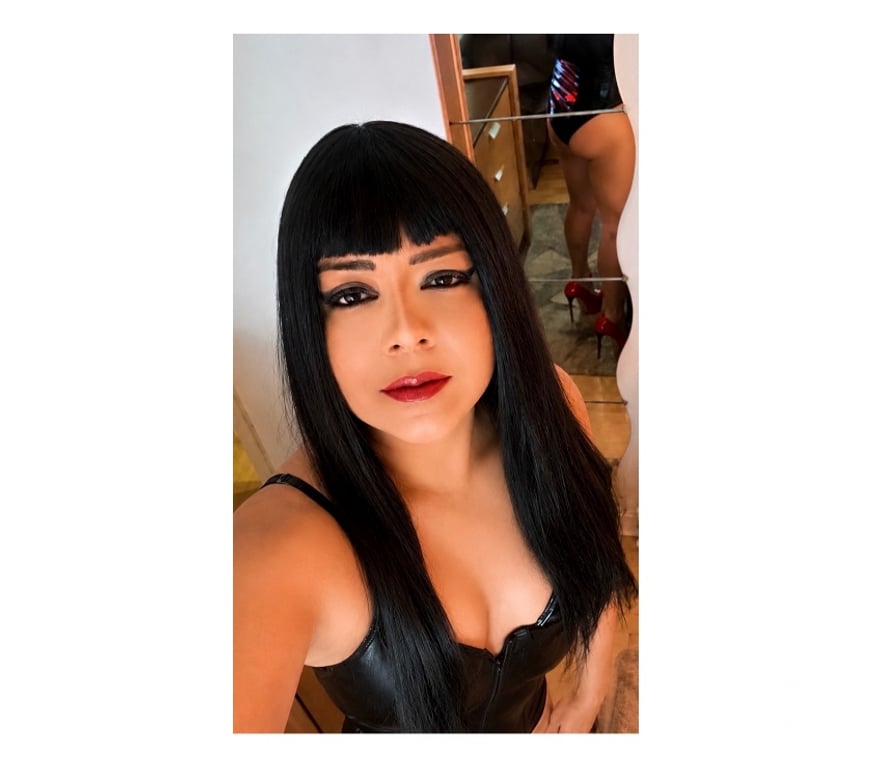 Escorts Aberdeen Torry - Aberdeen - Photos for FOUND HAND TS MASSAGE LARA AND DONNA ABERDEEN NOW