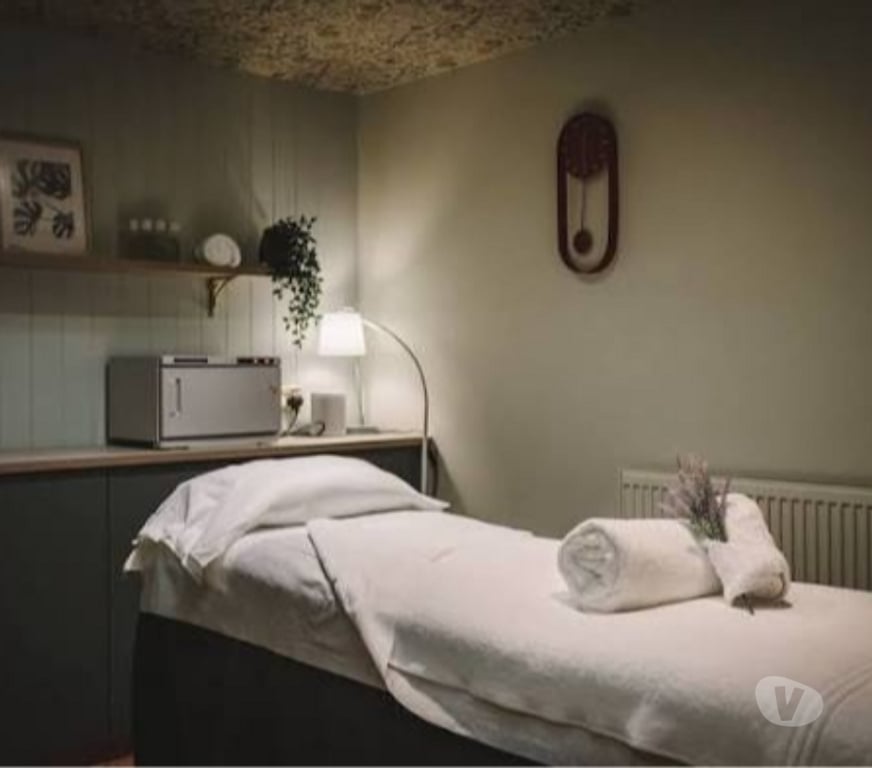 Full body massage West London Hillingdon - Photos for Massage for women available in spent