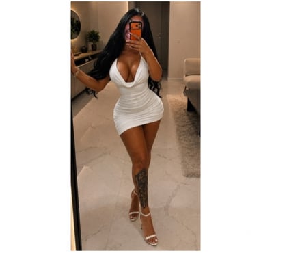 Escorts and Massages Belfast City Centre (South) Belfast - Photos for 💙🩷NEW in Belfast🍾Party ♥️OUTCALL 🖤INCALL