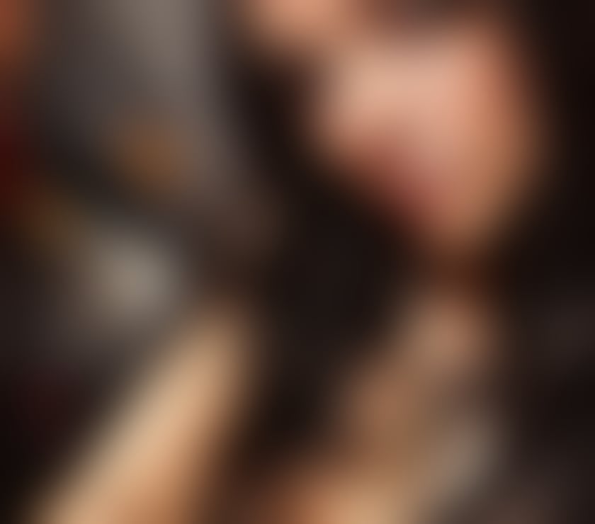  Escorts Leeds Leeds - Photos for Spend your time with someone who genuinely enjoys their work