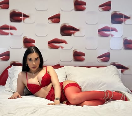  Escorts Perivale Ealing - Photos for New in Town 🔥 JULIA BRAZILIAN 🔥 🇧🇷