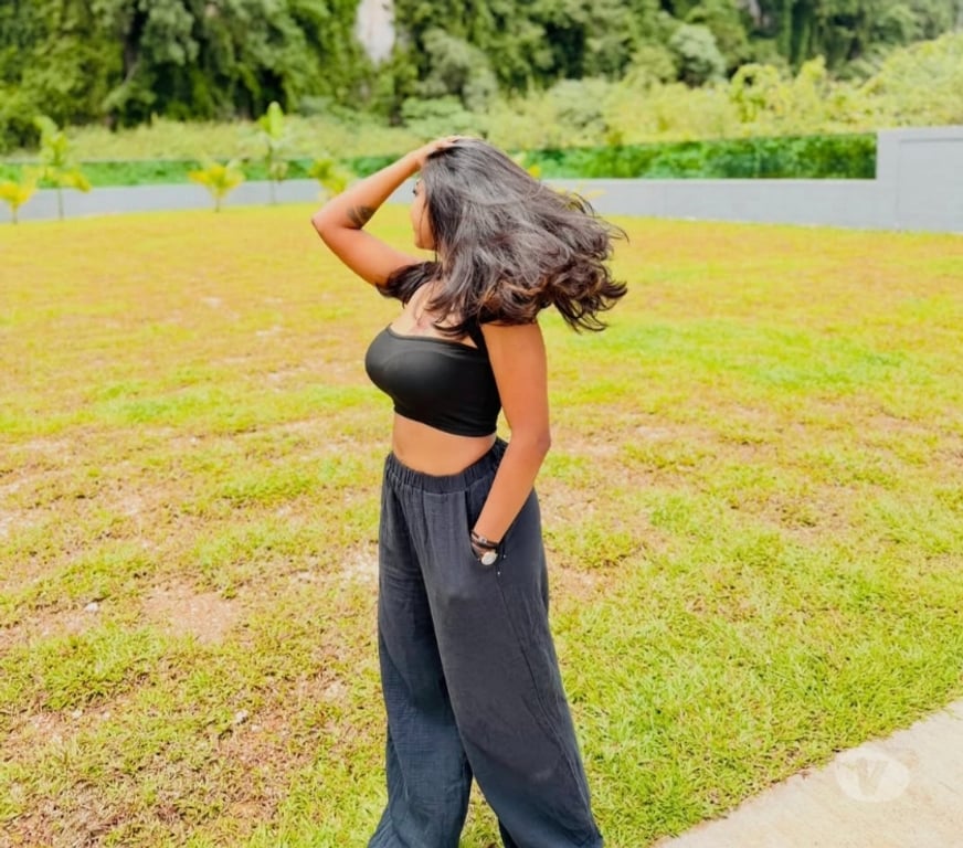 Escorts East London Forest Gate - East London - Photos for South indian Rina New to Town ❣️ ( WHATSAPP ME)