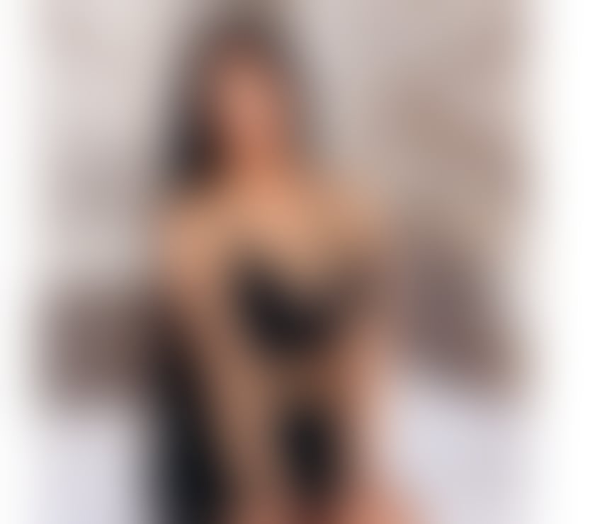 Escorts East London Whitechapel Station - East London - Photos for 🖤OUTCALL ONLY✨ Your Ultimate Escape with a Hot Beauty