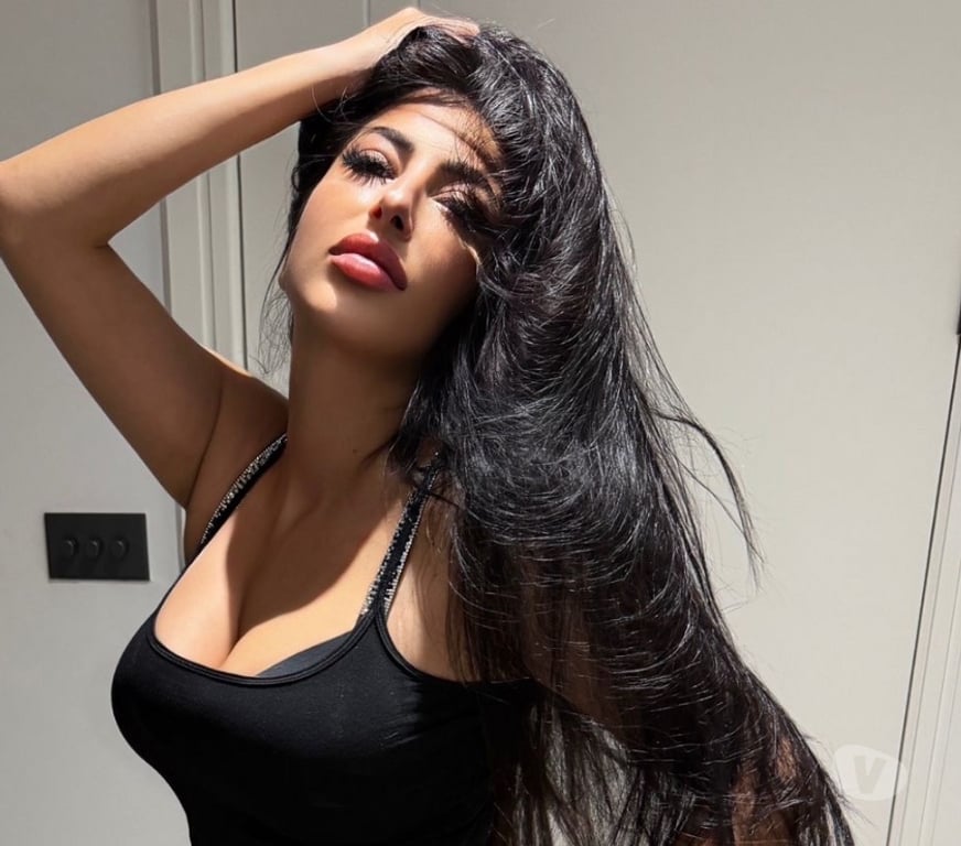 Escorts East London Whitechapel Station - East London - Photos for 🖤OUTCALL ONLY✨ Your Ultimate Escape with a Hot Beauty