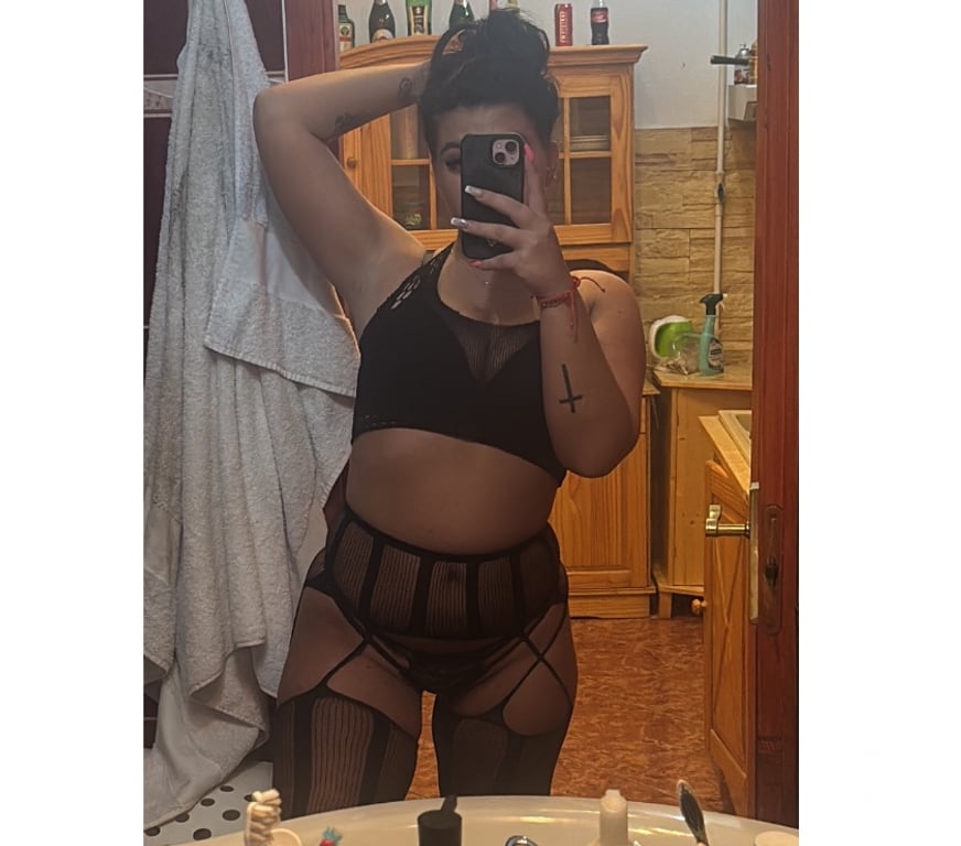 Escorts Slough Slough Town Centre - Slough - Photos for Lara💕Party💕Girl💕BIG BOOBS😍