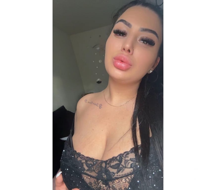 Escorts Slough Slough Town Centre - Slough - Photos for Lara💕Party💕Girl💕BIG BOOBS😍
