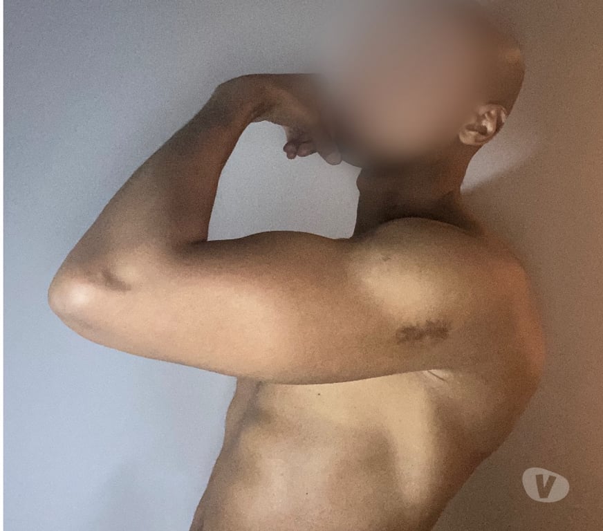 Escorts North West London Harrow on the Hill - North West London - Photos for Discreet Male Escort for Women Only – London