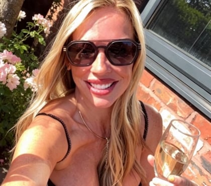 Escorts and Massages Wilmslow Cheshire East - Photos for Violet luxe let’s meet